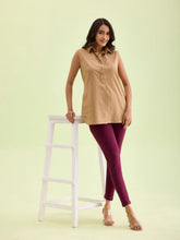 Load image into Gallery viewer, Go Colors Medium Violet Cotton Stretch Ankle Length Leggings
