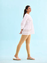 Load image into Gallery viewer, Go Colors Wheat Cotton Stretch Ankle Length Leggings
