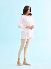 Load image into Gallery viewer, Go Colors Light Gold Cotton Stretch Cropped Leggings
