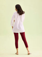Load image into Gallery viewer, Go Colors Maroon Cotton Stretch Cropped Leggings

