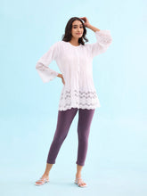 Load image into Gallery viewer, Go Colors Purple Cotton Stretch Cropped Leggings
