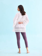 Load image into Gallery viewer, Go Colors Purple Cotton Stretch Cropped Leggings
