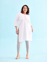 Load image into Gallery viewer, Go Colors Silver Cotton Stretch Cropped Leggings
