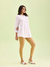 Load image into Gallery viewer, Go Colors Wheat Cotton Stretch Cropped Leggings
