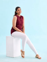 Load image into Gallery viewer, Go Colors White Drop Needle Fabric Rib Leggings
