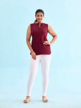 Load image into Gallery viewer, Go Colors White Drop Needle Fabric Rib Leggings
