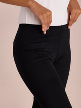 Load image into Gallery viewer, Go Colors Black Cotton Stretch Ribbed warm Leggings
