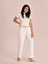 Load image into Gallery viewer, Go Colors Cream Linen Cargo Pants
