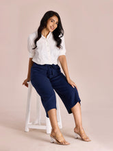 Load image into Gallery viewer, Go Colors Navy Linen Blend Culottes
