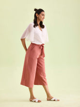 Load image into Gallery viewer, Go Colors Rust Linen Blend Culottes
