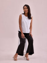 Load image into Gallery viewer, Go Colors Black Woven Viscose Printed Palazzo
