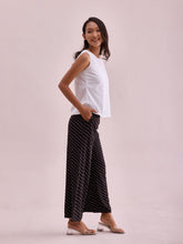 Load image into Gallery viewer, Go Colors Black Woven Viscose Printed Palazzo
