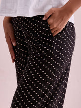 Load image into Gallery viewer, Go Colors Black Woven Viscose Printed Palazzo

