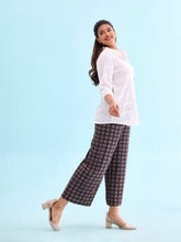 Load image into Gallery viewer, Go Colors Black Woven Viscose Printed Palazzo
