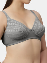Load image into Gallery viewer, Sonari Medium Coverage Non Padded Wirefree Nylon Spandex Lace Bra with Adjustable Straps – NINO
