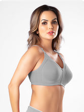 Load image into Gallery viewer, Sonari Non-Padded Wirefree Spacer Fabric Full Coverage M-Frame Minimizer Bra with Adjustable Straps – NOODLE
