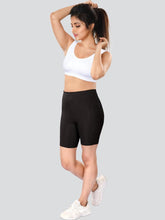 Load image into Gallery viewer, Dermawear Women's Shorts P-616
