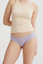 Load image into Gallery viewer, B'there Modern Essentials Seamless Hipster
