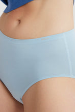Load image into Gallery viewer, B'there Natural Balance Seamless Brief
