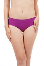 Load image into Gallery viewer, Amante Vanish Seamless Hipster Panty - Wild Orchid 11412
