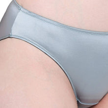 Load image into Gallery viewer, Wacoal Playful Love Low-waist Medium Coverage Seamless Bikini Panty - Blue PI05F01

