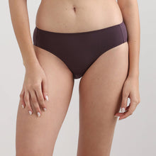 Load image into Gallery viewer, Wacoal Dreamy Curve Low-waist Medium Coverage Everyday wear Bikini Panty-Wine PI05G01
