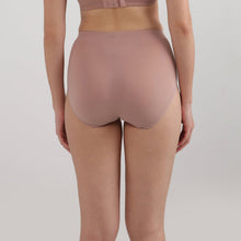 Load image into Gallery viewer, Wacoal Cool Comfort High-waist Full Coverage Everyday wear Midi Panty-Beige PI05H01
