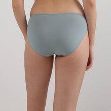 Load image into Gallery viewer, Wacoal Cool Comfort Low-waist Medium Coverage Everyday wear Bikini Panty-Grey PI05H03
