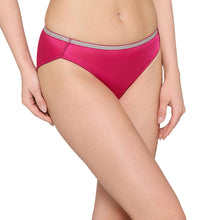 Load image into Gallery viewer, Wacoal Women’s Stellar Low-waist Medium Coverage Seamless Bikini Panty-Pink PI05I01
