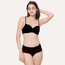 Load image into Gallery viewer, Wacoal Basic Mold Padded  Non Wired 3/4Th Cup Everyday Wear Seamless T-Shirt Bra - Black WB3A140IN
