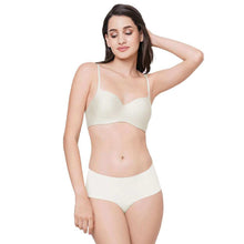 Load image into Gallery viewer, Wacoal Basic Mold  Padded Non-wired  3/4th Cup Everyday Wear Seamless T-Shirt Bra - Cream WB3A140IN
