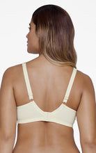 Load image into Gallery viewer, Amante Ultimo Summer Lush Non-Padded Wired Seamless Bra - White Smoke
