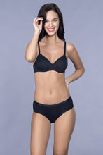 Load image into Gallery viewer, Amante Cotton Casuals Padded Non-Wired T-Shirt Bra - Black 10202
