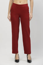 Load image into Gallery viewer, On&amp;On Smart Fit Pants
