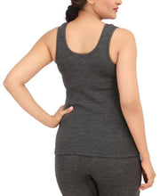 Load image into Gallery viewer, Monte Carlo Pure New Merino Wool Machine Washable Sleeveless Round Neck Thermal for Women Black Color romanonx.com 

